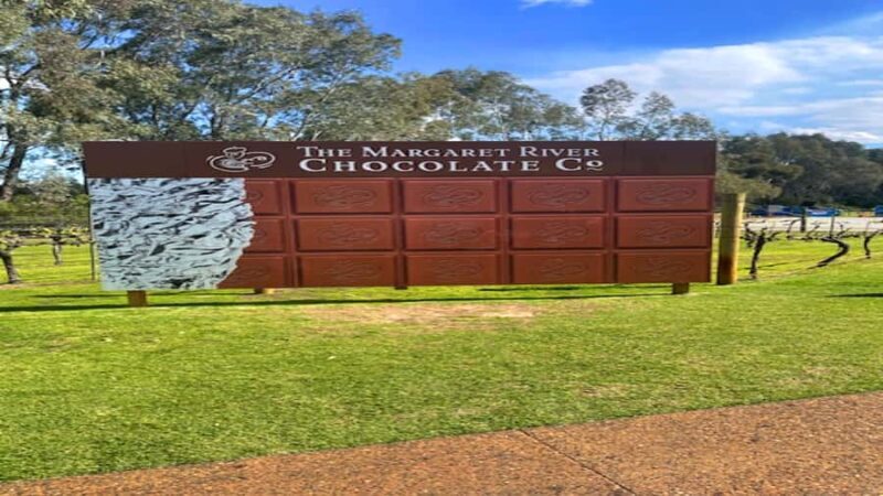 Swan Valley: Tour with 5 star Culinary Chefs 5 course lunch. - Key Points