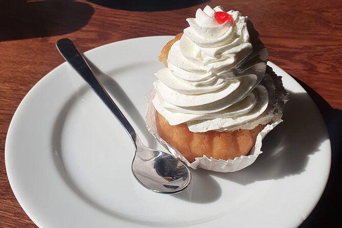 sweet-delights-history-and-desserts-walking-tour-in-bucharest