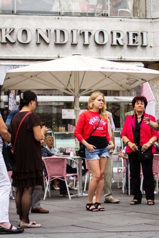 sweet-vienna-tour-home-of-cakes-and-cafe-culture