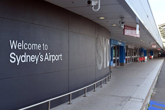 Sydney Airport Private Transfer to City Center - The Vehicle and Comfort