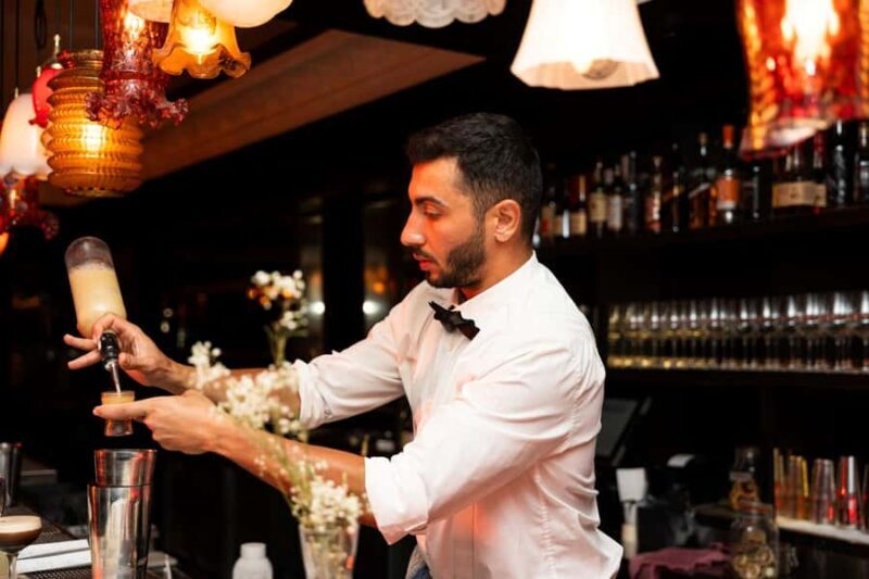 Sydney: Cabaret Dinner Show at the Honeycomb Club - The Value and Practicalities