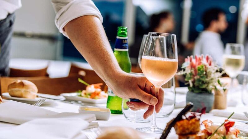 Sydney: Dinner Cruise with 3-Course Meal - Key Points