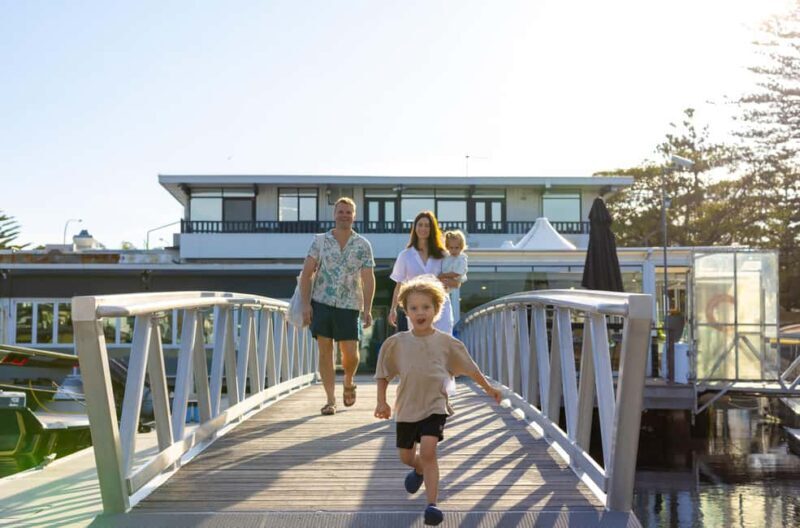 Sydney: Electric Boat Rental from The Spit, Mosman - Key Points