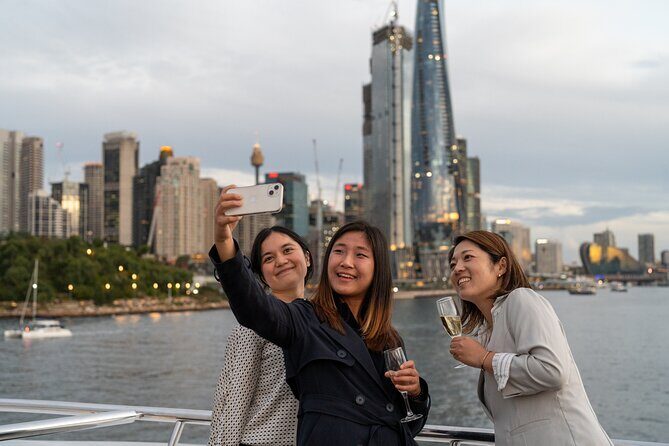 Sydney Harbour Buffet Lunch Cruise with Scenic Views - Why This Tour Stands Out
