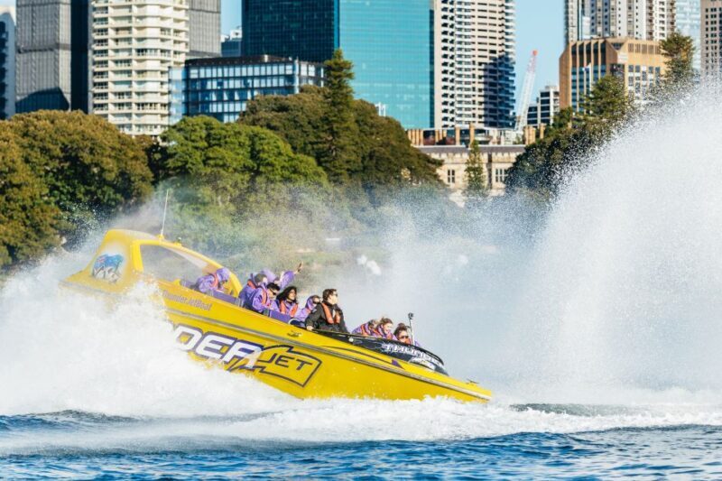 Sydney Harbour: Thunder Thrill Jet Boat Ride - Sights & Photo Opportunities  