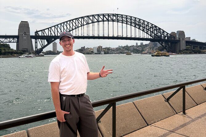 Sydney Highlights Walking Tour: Bridge Rocks House - Key Points