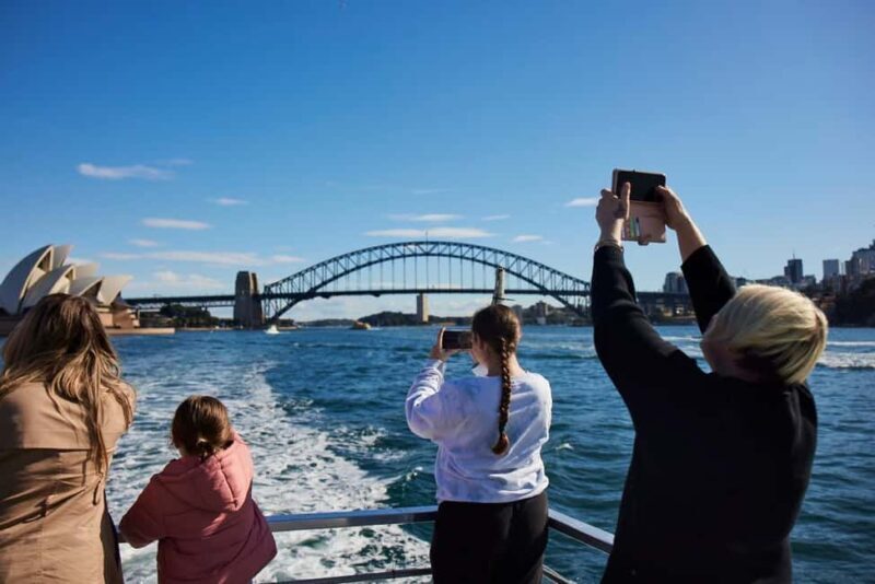Sydney: Mother's Day Harbour Cruise with Lunch and Drinks - The Experience Provider: Sydney Princess Cruises