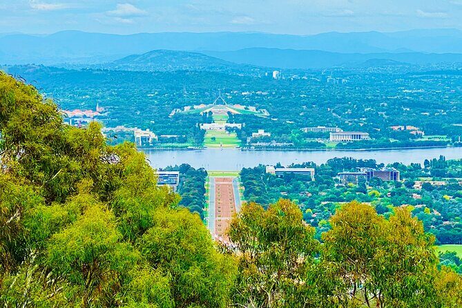 Sydney: PRIVATE Canberra & Southern Highlands Luxe Tour (12h) - Parliament House: Democracy in Action