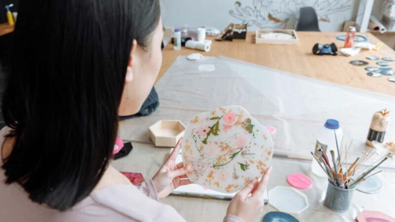 Sydney: Resin Art Classes - Cheeseboards & Coasters - Why This Experience Offers Good Value