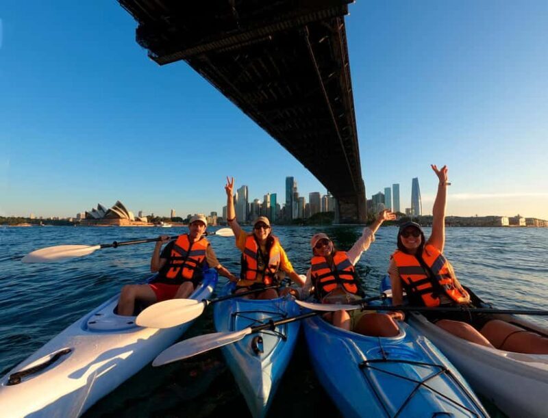 Sydney: Sunset Kayak - Opera & Harbour Bridge Tour (5p. max) - Key Points