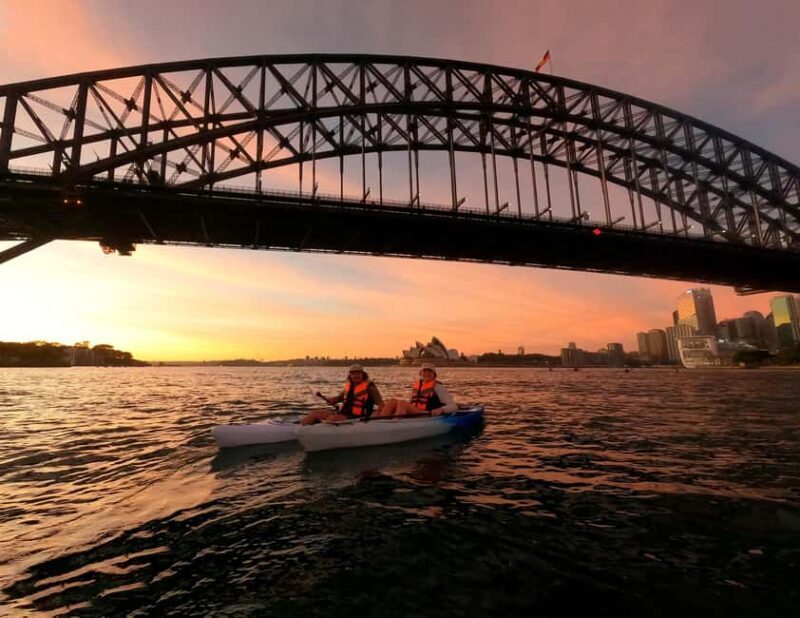 Sydney: Sunset Kayak - Opera & Harbour Bridge Tour (5p. max) - Setting the Scene: What to Expect on the Tour
