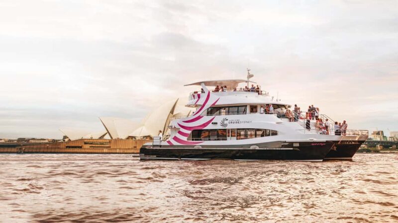 Sydney: Sydney Harbor Lunch Cruise with Welcome Drink - FAQs