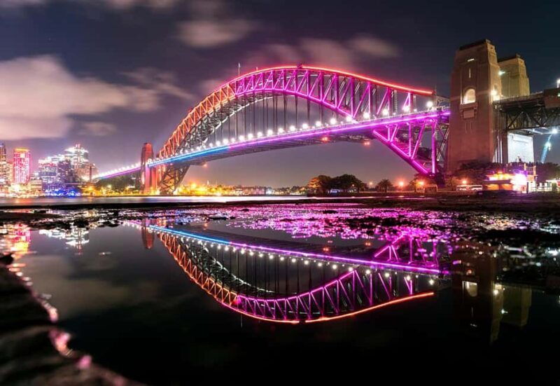 Sydney: VIVID Private Luxury Cruise - Key Points