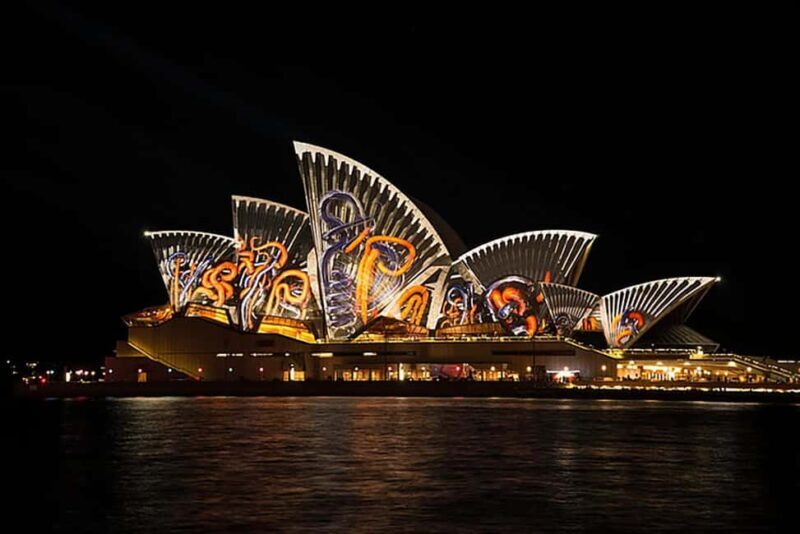 Sydney: VIVID Private Luxury Cruise - The Itinerary in Detail