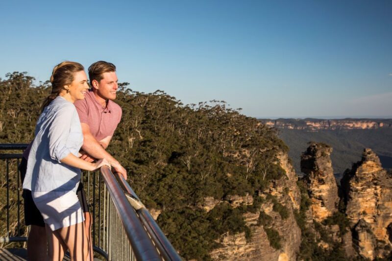 Sydney: Waterfall Bushwalk and Blue Mountain Sunset Day Trip - The Sunset at Lincoln’s Rock