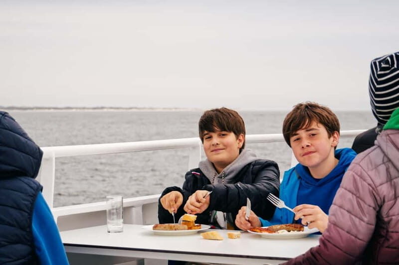 Sylt: BBQ-Boat trip | BBQ buffet straight from the grill & Welcome-Drink - Key Points