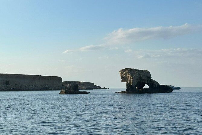 syracuse-half-day-boat-tour-along-ortigia-island-2