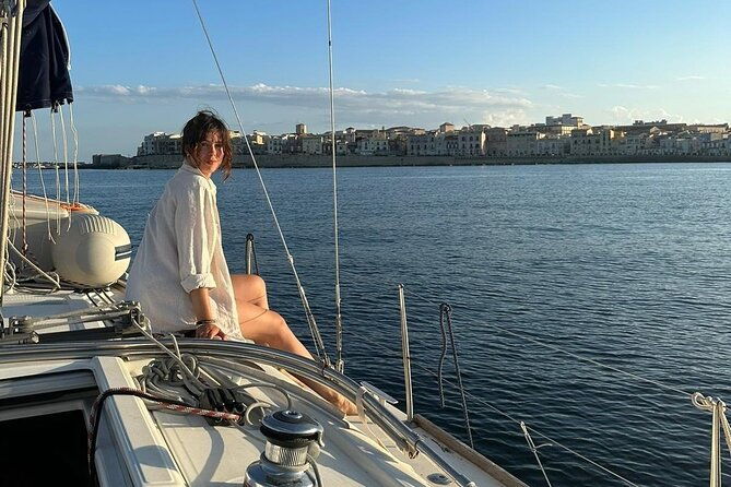 syracuse-half-day-boat-tour-along-ortigia-island-4