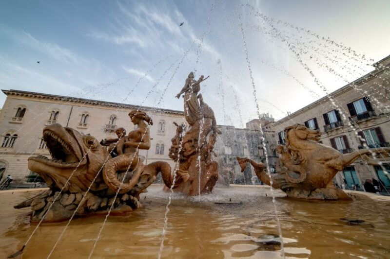 syracuse-highlights-of-ortigia-guided-walking-tour