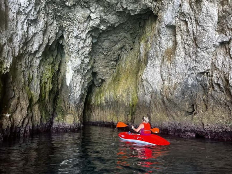 Syracuse -Kayak Excursion Along Ortigia - An Authentic Look at the Kayak Excursion Along Ortigia