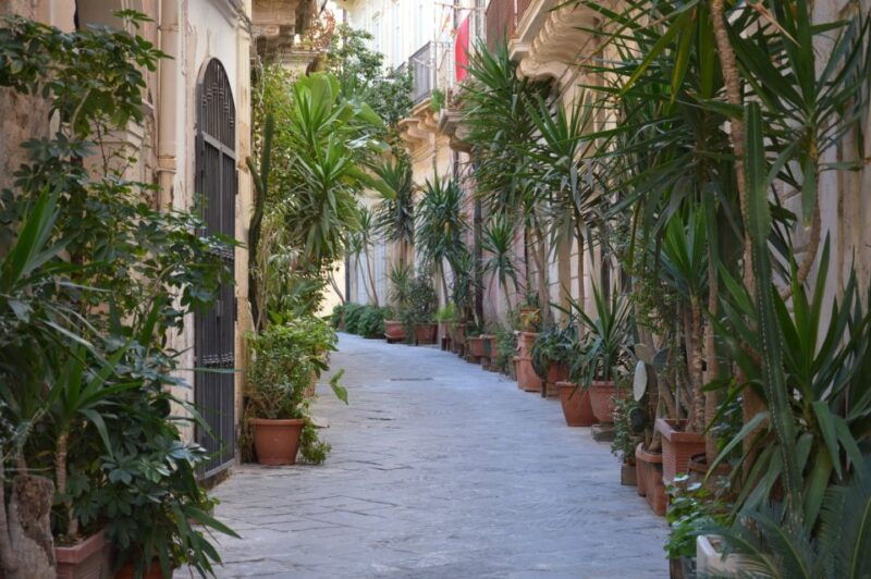 syracuse-ortigia-and-neapolis-guided-walking-tour