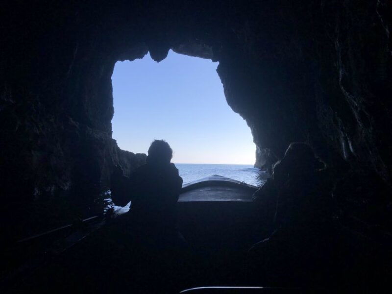 syracuse-ortigia-boat-trip-with-caves-and-pillirina