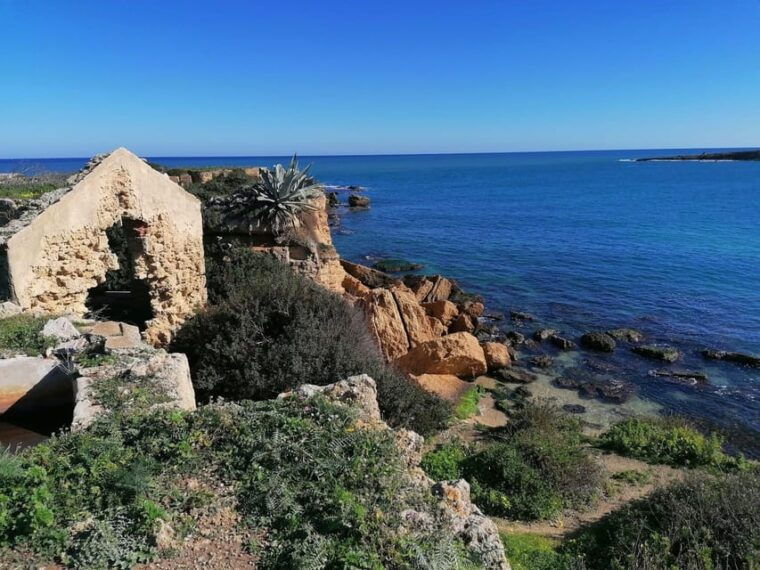syracuse-pillirina-ortigia-sea-caves-and-snorkeling