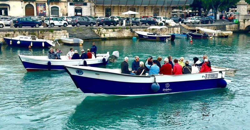 syracuse-private-boat-tour-of-ortigia-and-sea-caves
