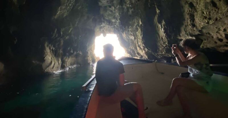 syracuse-private-boat-trip-with-prosecco-aperitif