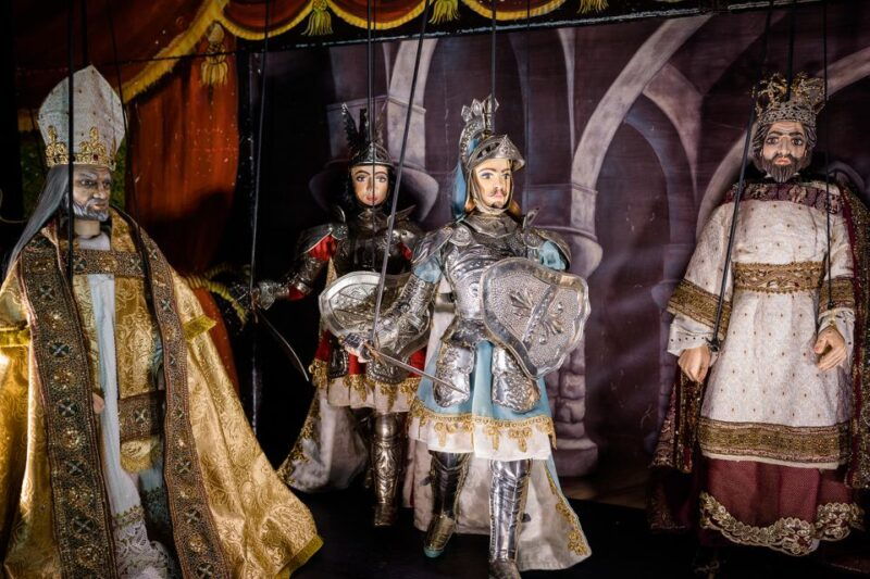 syracuse-sicilian-puppet-show-with-visit-behind-the-scenes