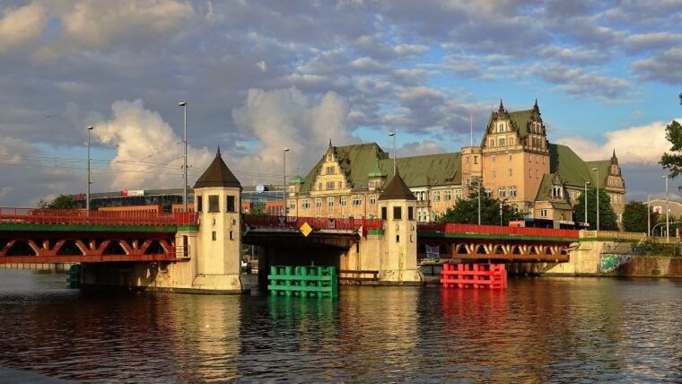 szczecin-old-town-highlights-private-walking-tour