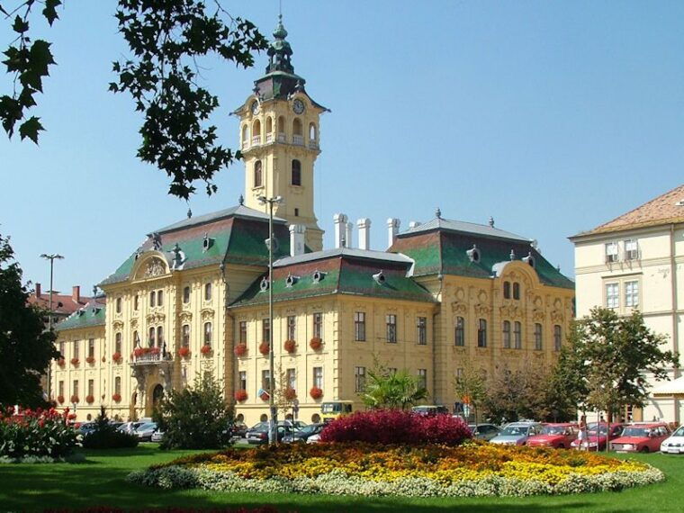 szeged-full-day-private-sightseeing-tour-from-budapest