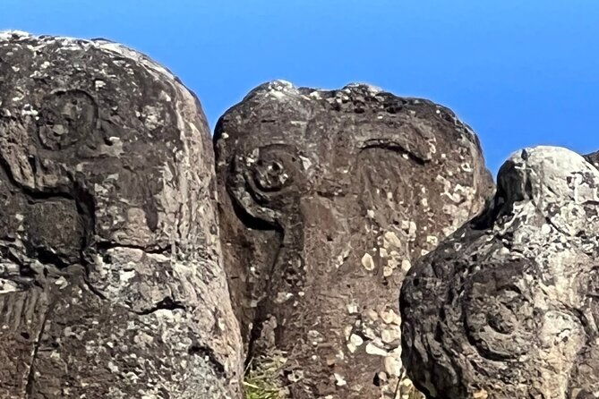 t2-the-must-haves-of-rapa-nui-non-cruise-visitors