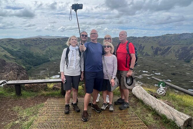 t2-the-must-haves-of-rapa-nui-non-cruise-visitors