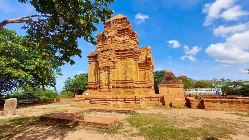 Ta Cu Mountain, Lying Buddha, Phan Thiet City, Cham Tower - The Local Cultivation: Dragon Fruit Farm