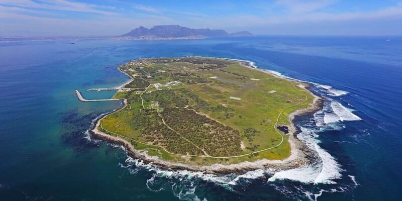 Table Mountain and Robben Island. - Final Words