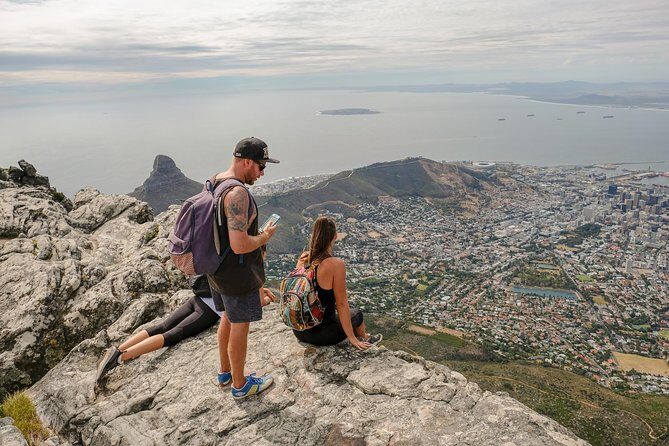 Table Mountain Summit Hike via Kasteelspoort - A Closer Look at the Hike Experience