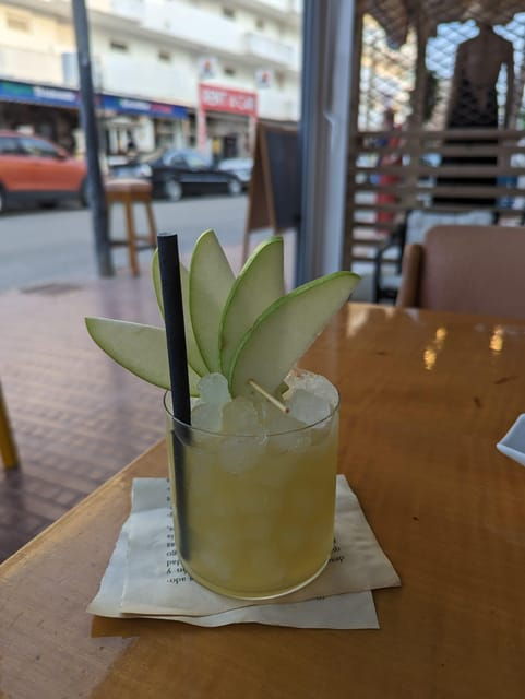 table-zero-cocktail-night-in-style-with-tapas-included