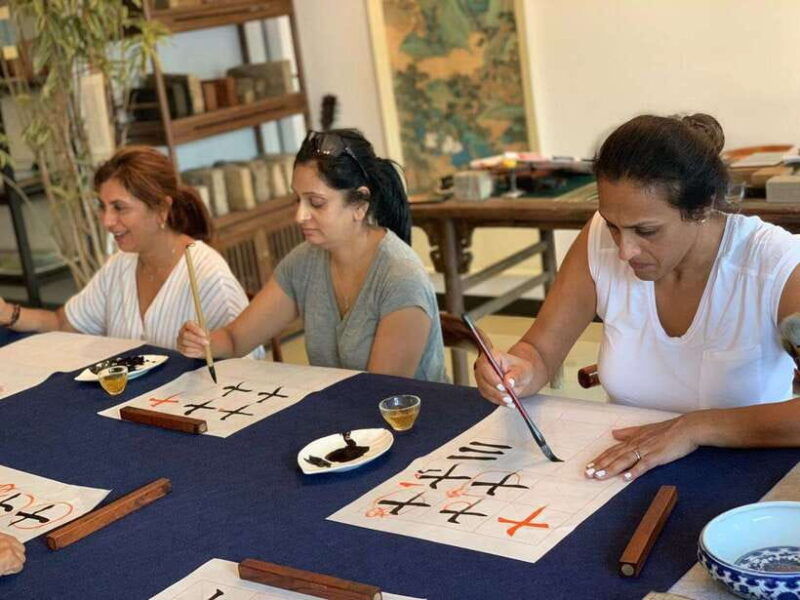 tai-chi-or-kung-fu-plus-chinese-calligraphy-learning-class