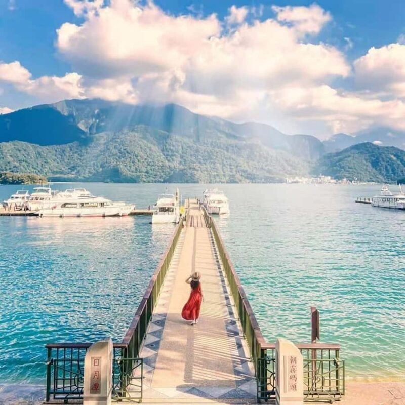 Taichung: Sun Moon Lake, Cingjing Farm & Skywalk Tour - Discover the Charm of Central Taiwan with the Sun Moon Lake, Cingjing Farm & Skywalk Tour