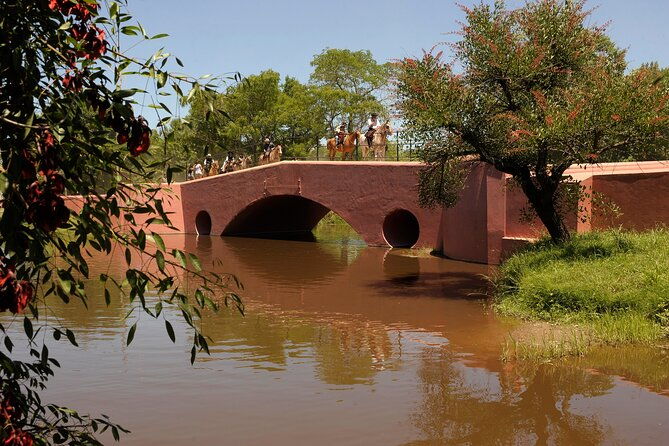 tailor-made-day-tour-to-san-antonio-de-areco-estancia-el-ombu