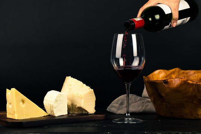 Tailor made Stellenbosch & Franschhoek Winelands Full day Tour. - Fairview Wine & Cheese: A Gourmet Stop