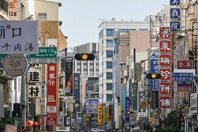 Tainan Ancient Capital Discovery: Forts, Trees in One Day - Key Points