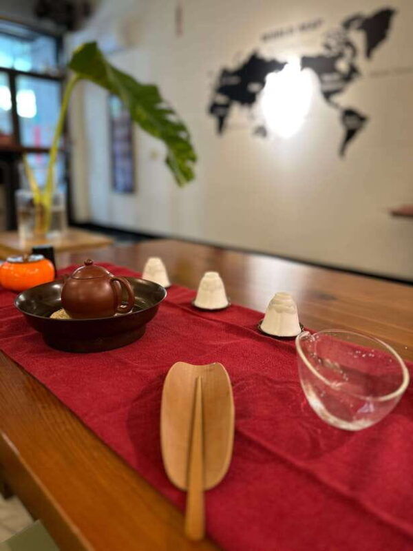 tainan-culture-trip-chinese-tea-ceremony_oolong-tea
