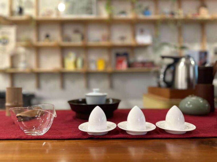 tainan-culture-trip-chinese-tea-ceremony_oolong-tea
