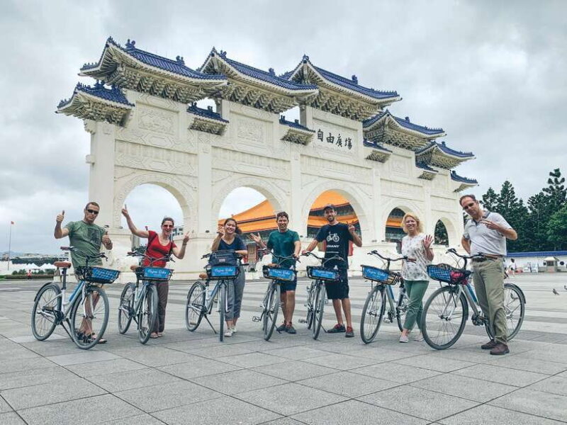 Taipei: 4-Hour Morning City Cycling Tour with Breakfast - Why Choose a Bicycle Tour in Taipei?