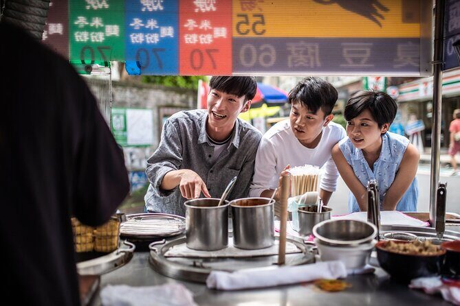 Taipei Best Private Food Tour With A Guide - Key Points