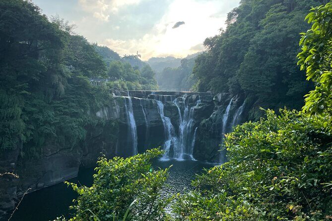 Taipei Jiufen Shifen Sky Lanterns and Keelung Night Market - Key Points