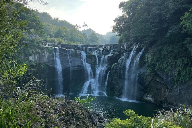 Taipei Jiufen Shifen Sky Lanterns and Keelung Night Market - A Detailed Look at the Tour Experience