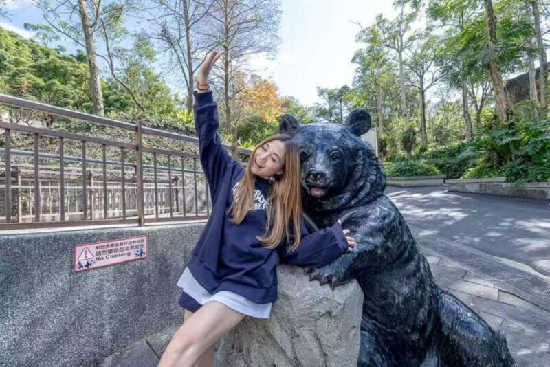 Taipei: Maokong Gondola, Zoo, and Keelung Day Trip - Key Points